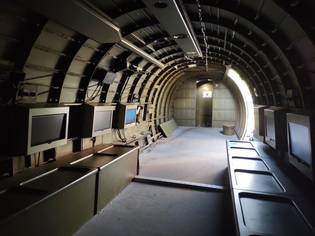 Inside the DC10
